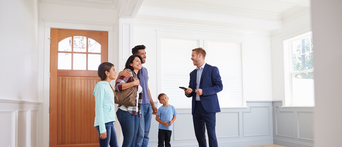 Network Mortgage - Calling all first-time home buyers! 🤚 Here are 10  essential tips that will help you navigate the initial steps of the  homebuying process. Be sure to talk with a